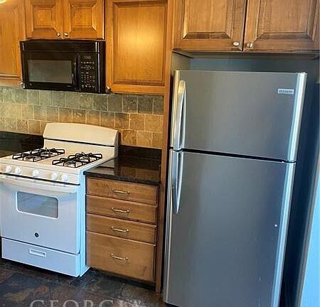 2nd image of 6490 Meadow Rue Dr #6490
