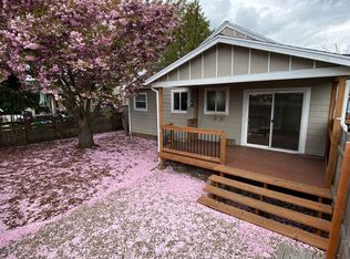 1593-1595 20th St SE #2B-1BA-776SQFT, Salem, OR 97302