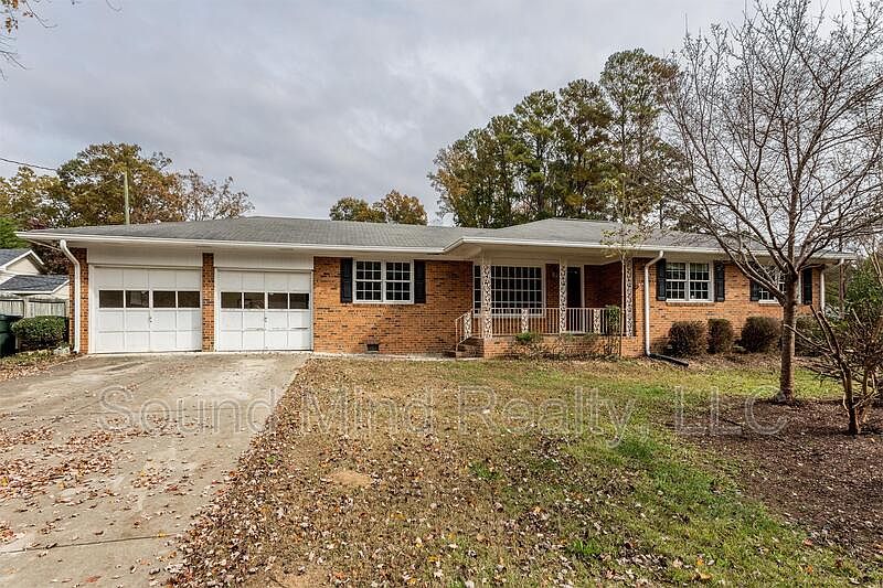 1st image of 4811 Greenbrier Rd