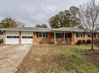 4811 Greenbrier Rd, Raleigh, NC 27603