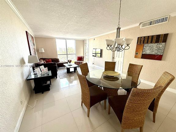 4th image of 3901 S Ocean Dr APT 5W