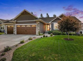1626 Prairie Rose Dr SW, Cedar Rapids, IA 52404