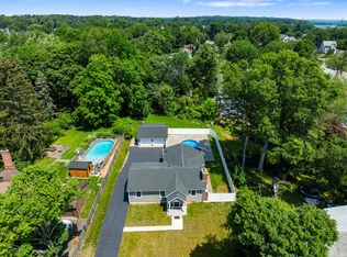450 Wakelee Ave, Stratford, CT 06614