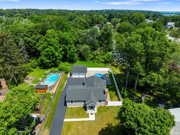 450 Wakelee Avenue, Stratford, CT 06614