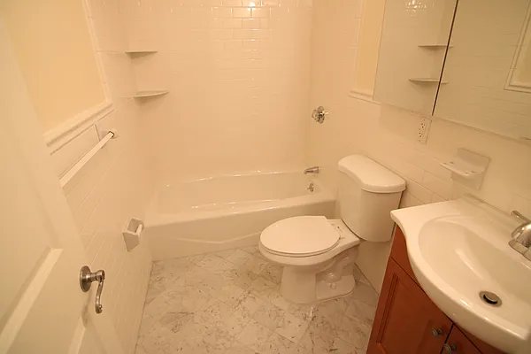 Rented by Guidance Realty Corp. | media 18