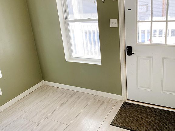 Kitchen/Entry Door