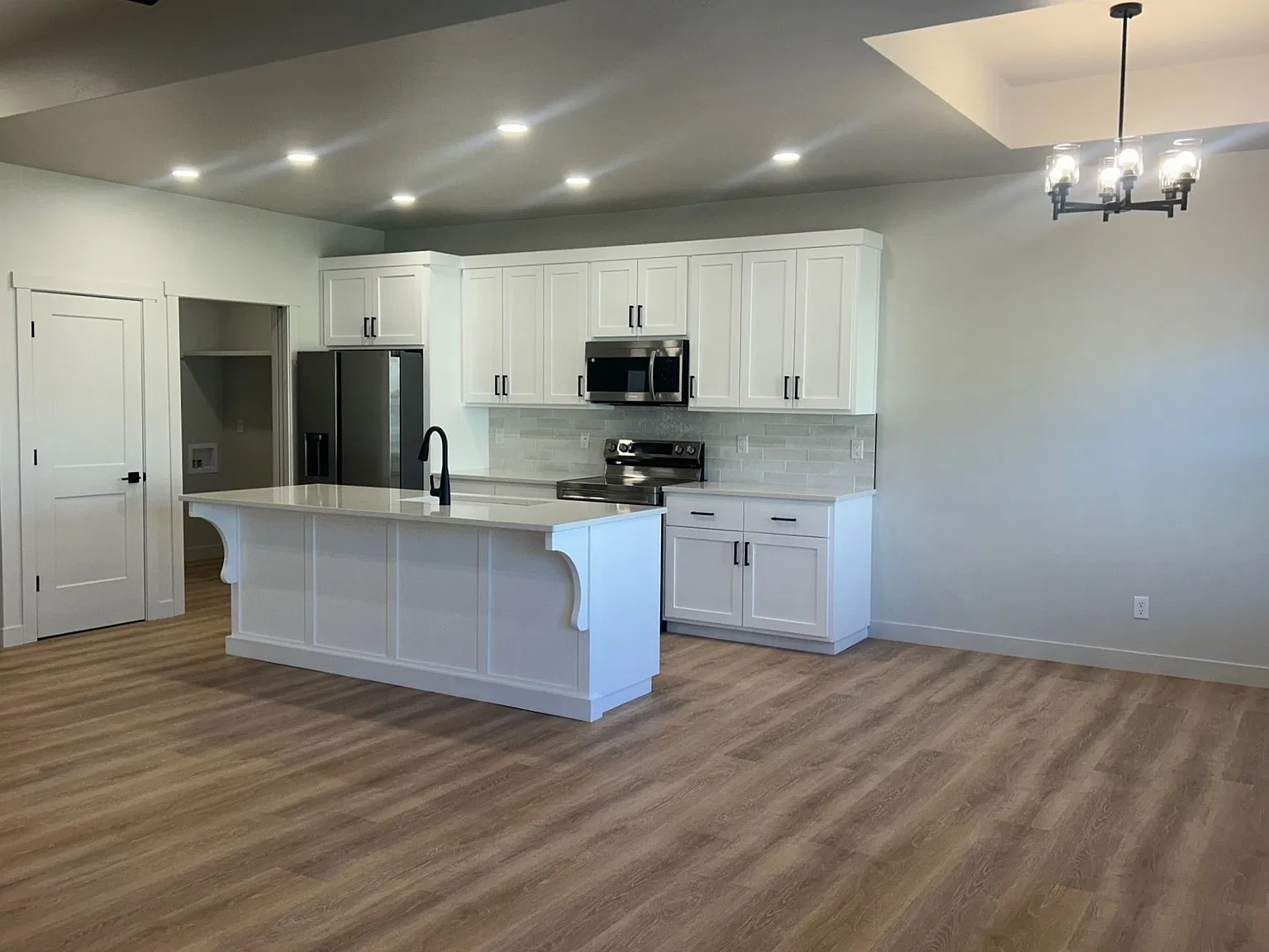 3 bed, 1500 sqft, $2,800 — Photo 4
