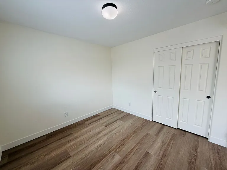 8688 Mesquite Hills St — Photo 23
