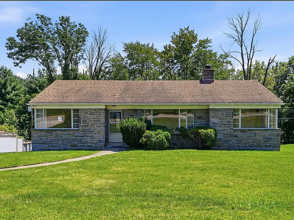 4022 W Chester Pike