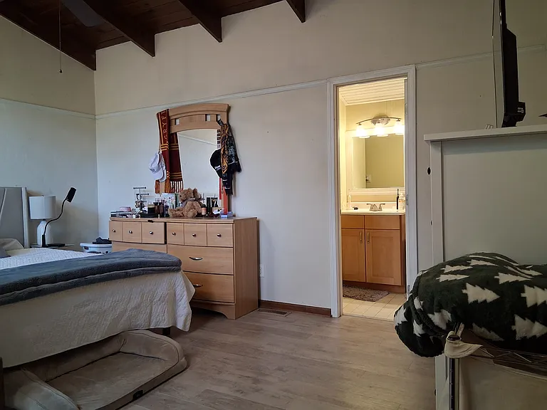 850 E College Ave #1 — Photo 9
