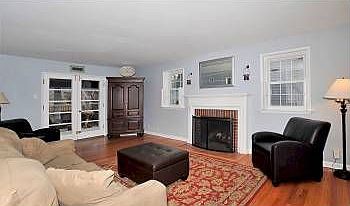 1st image of 18 Barberry Ln