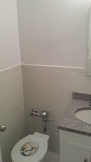 2nd image of 4515 Colden St APT 2H