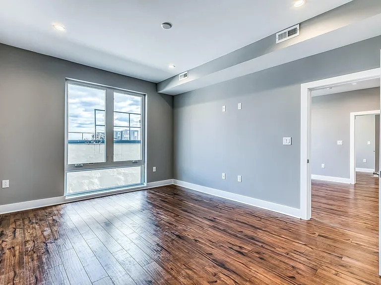 330 Cambridge St #2B — Photo 8