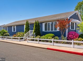 14107 Laurel Ave, Ocean City, MD 21842