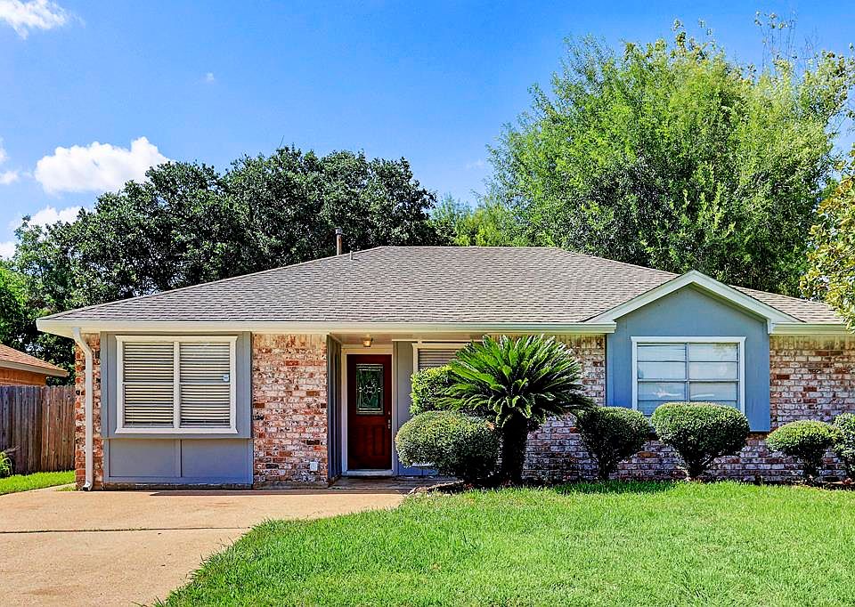 1st image of 13430 Greenway Dr