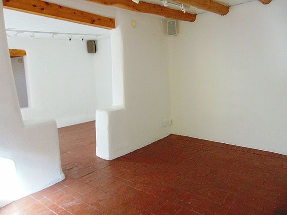 4th image of 3482 Calle Maes