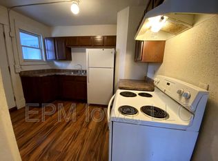 618 W 3rd St #6, Waterloo, IA 50701