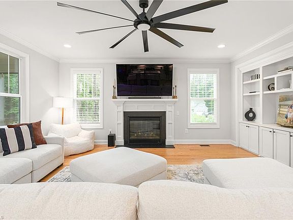 4th image of 4638 Apple Ridge Ln