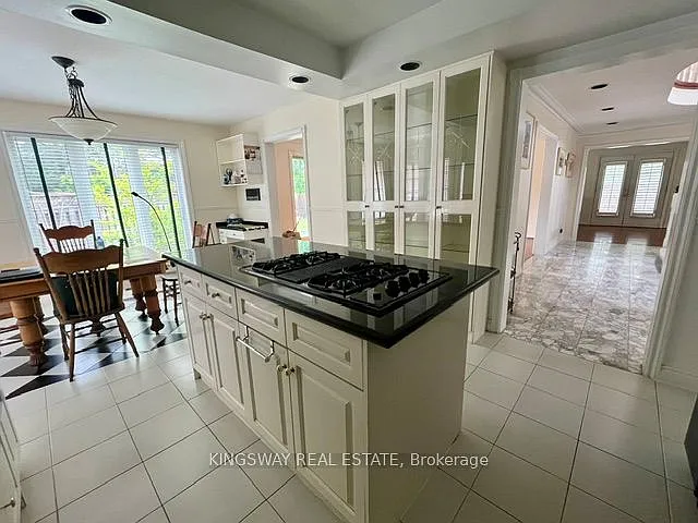 4040 Lookout Ct — Photo 4