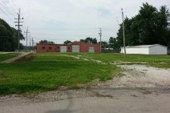 2nd image of 600 Dewitt Ave