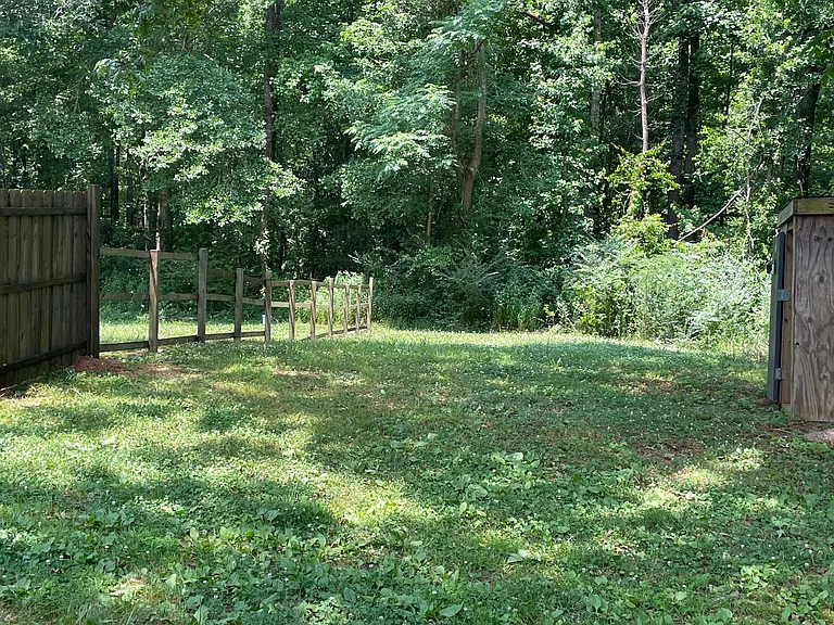 715 Corinth Rd — Photo 12
