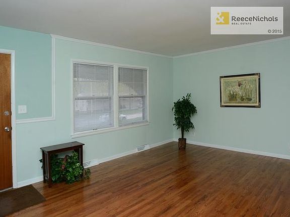 5th image of 6009 Claremont Ave
