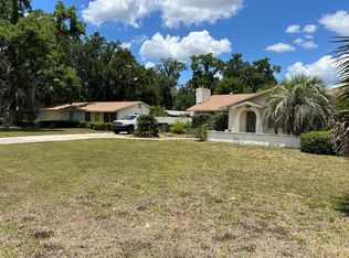 328 NE 1st Ave, Chiefland, FL 32626