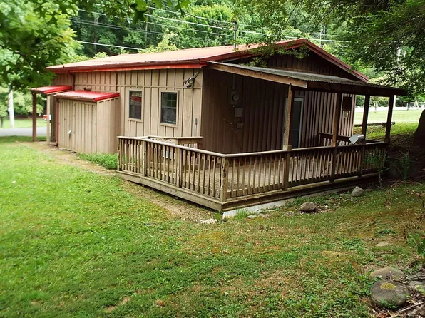 4408 Indian Camp Creek Rd, Cosby, TN 37722
