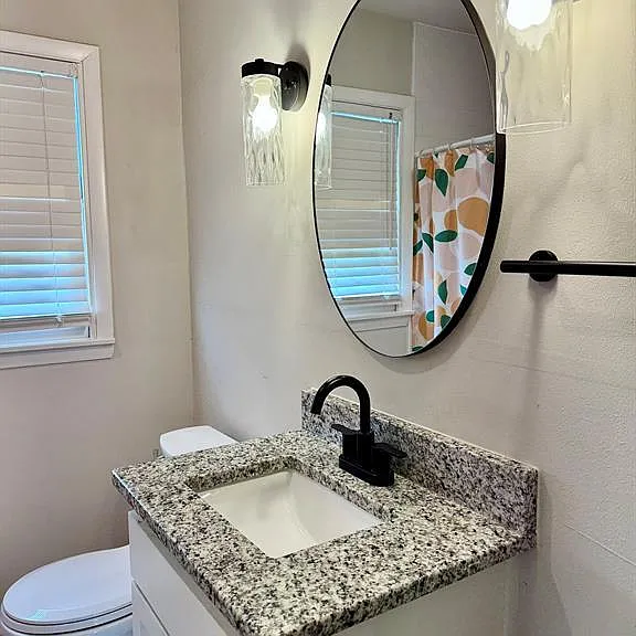 112 Savannah St — Photo 13