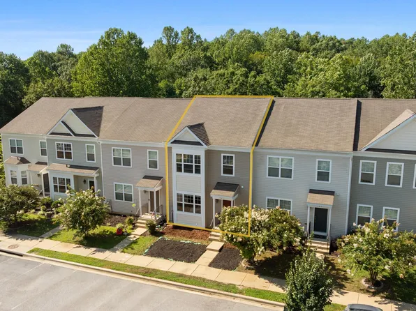 567 English Oak Ln, Prince Frederick, MD 20678