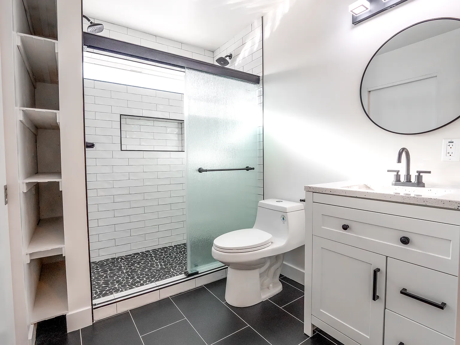 1514 E Clarendon Ave — Photo 4