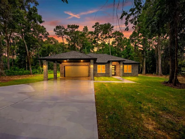 172 County Road 3669 N, Splendora, TX 77372