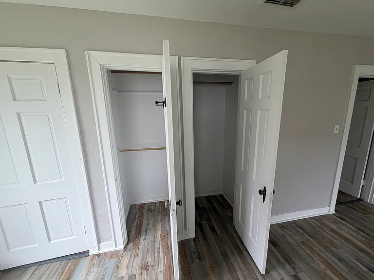 512 Buffalo St — Photo 8