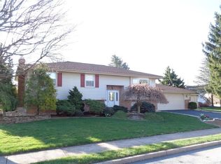 4502 Troxell Dr, Whitehall, PA 18052