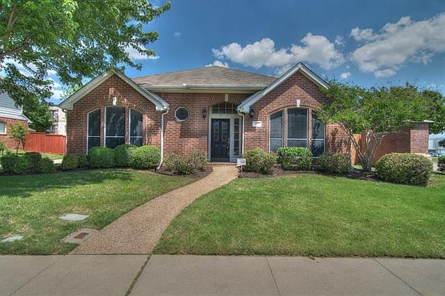 1st image of 497 Crestview Point Dr