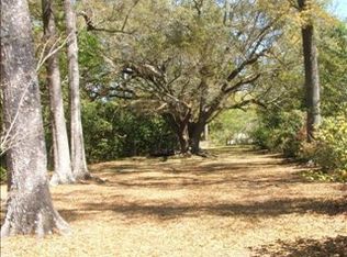 107 Orange St, Fairhope, AL 36532
