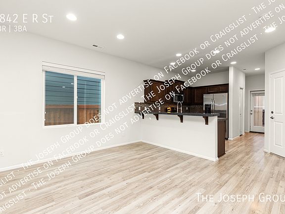 5th image of 4842 E R St