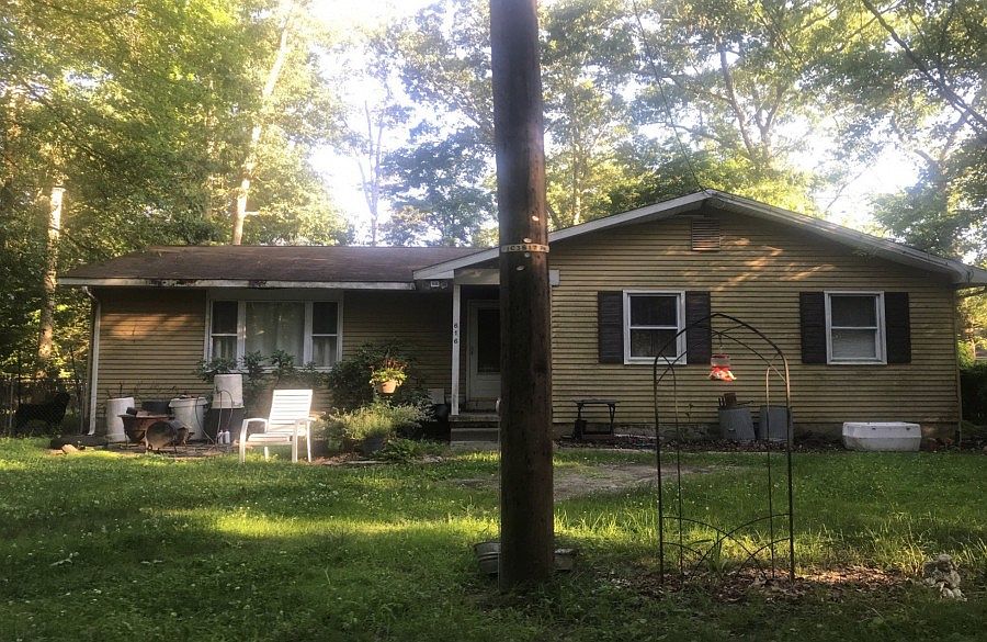 1st image of 616 Beech Ave