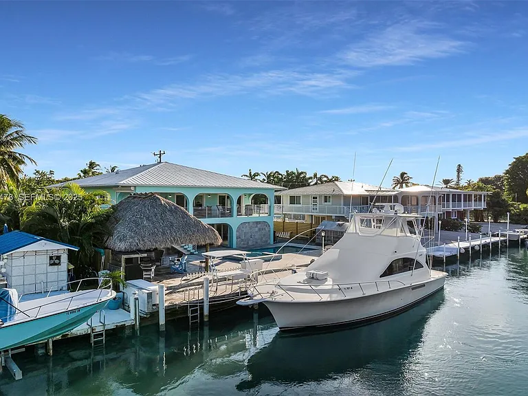 232 W Seaview Dr — Photo 49