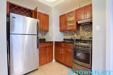 Rented by Uptown Flats LLC