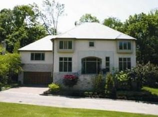 9 Lyonsgate Rd, Columbus, OH 43209