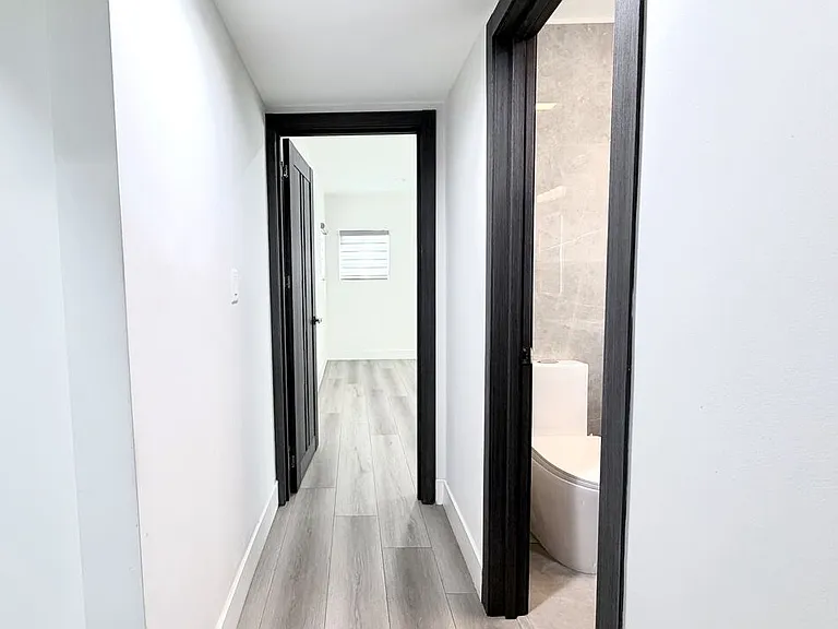 11836 Rialto St — Photo 22