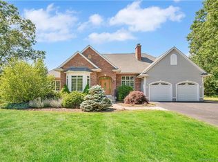 25 Plains Rd, Windham, CT 06280