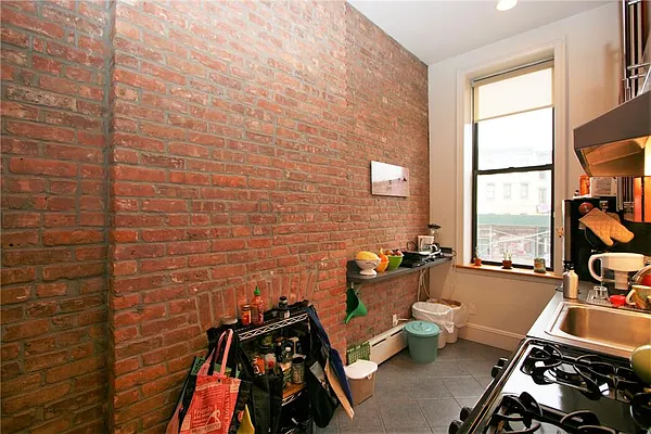 Rented by R New York | media 20