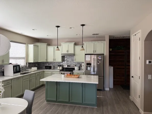 9423 W Oregon Ave, Glendale, AZ 85305