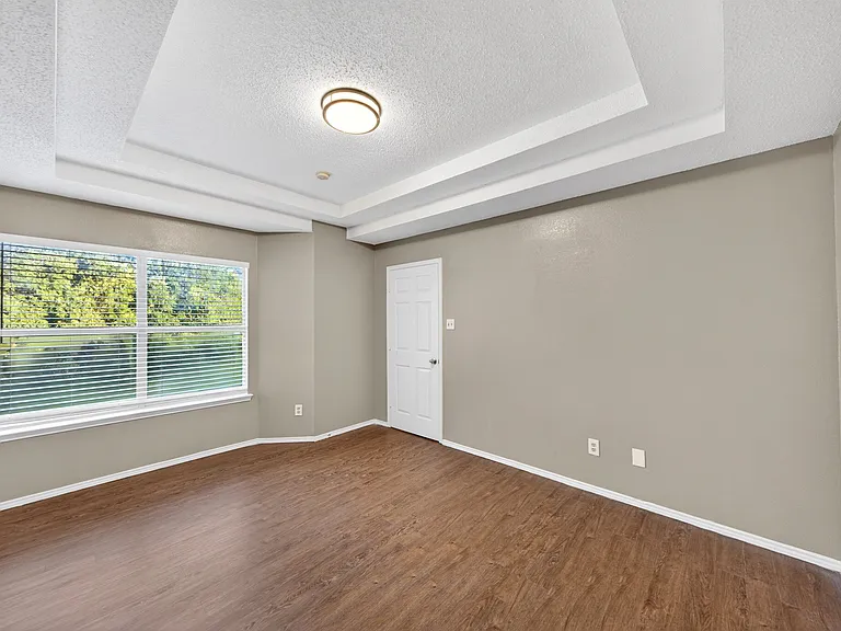 1523A Collin Dr — Photo 13