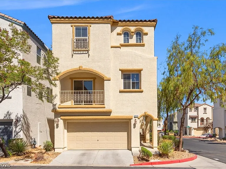 9520 Color Rock Ct — Photo 1