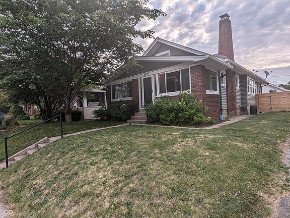 2nd image of 2637 Allen Ave