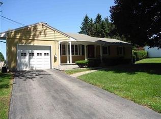 30 Randall St, Smithfield, RI 02828