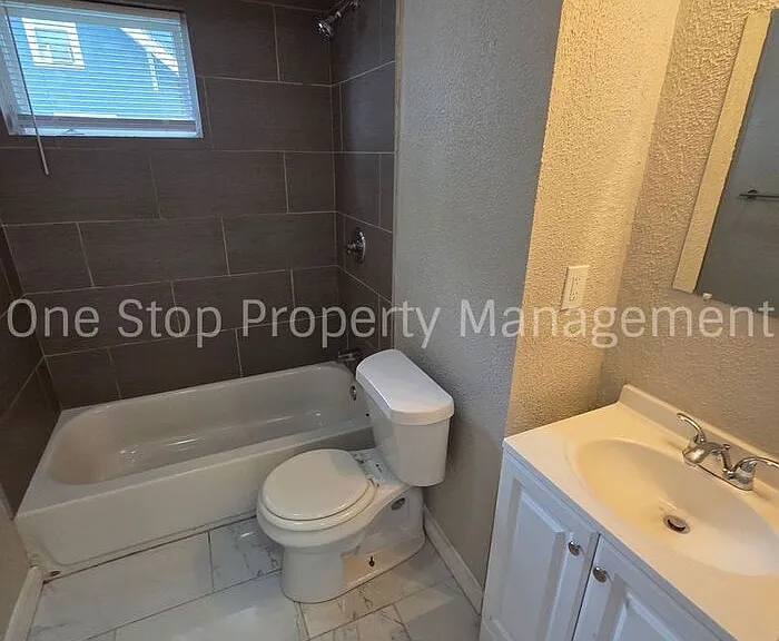 4224 Agnes Ave — Photo 24